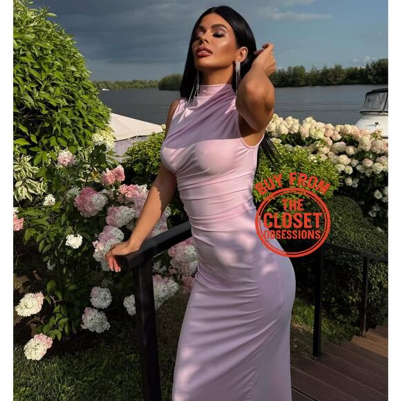 RARE!!! ZARA BLOGGER FAVE!!! Fitted Midi Dress NWT - Picture 2 of 16